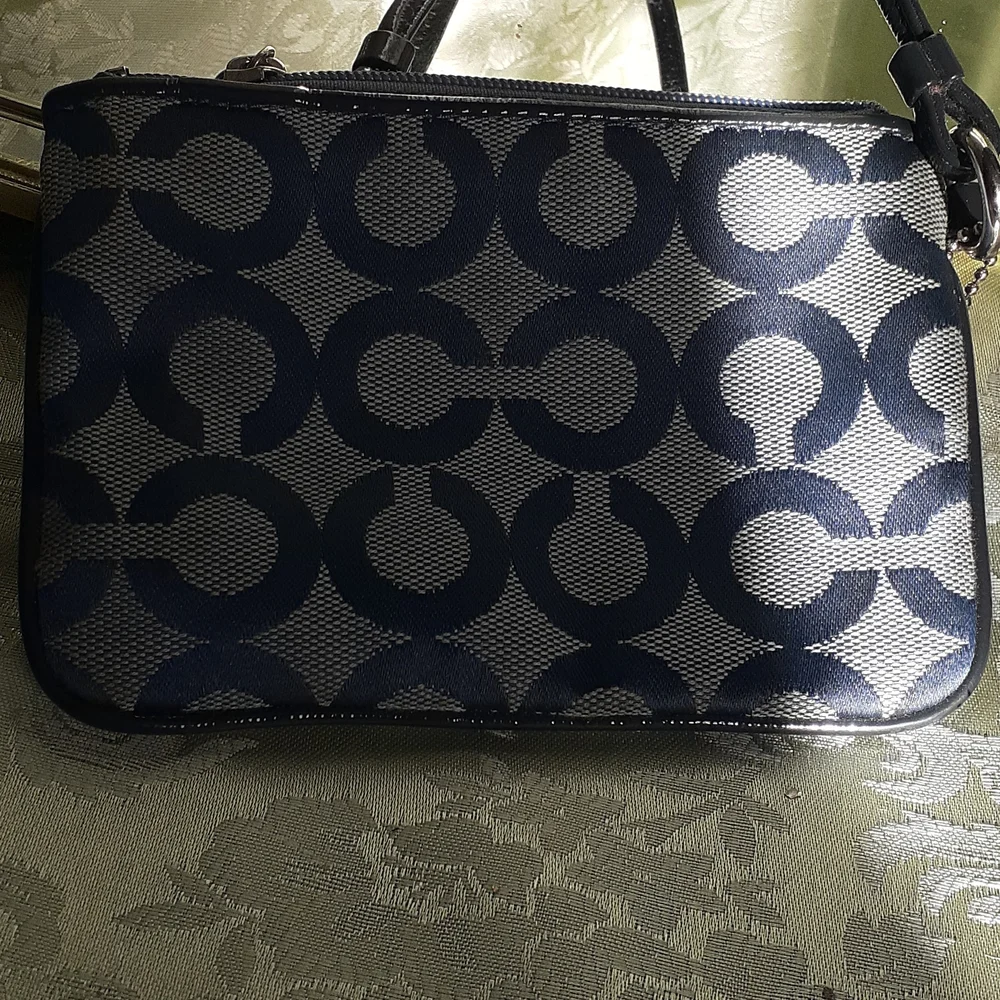 Couch Little purse - Picture 5 of 7